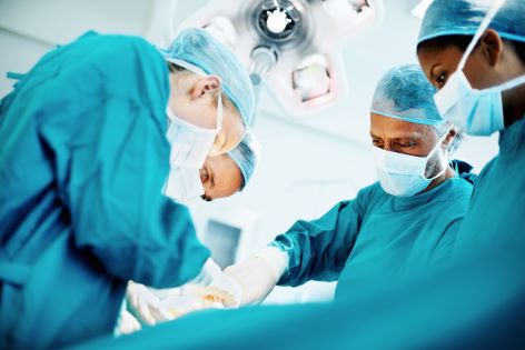 Im Zuge der geplanten Krankenhausreform setzen die Schön Klinik Neustadt und das Universitätsklinikum Schleswig-Holstein (UKSH), Campus Lübeck, ein starkes Zeichen für die zukunftssichere Patientenversorgung in Schleswig-Holstein.
